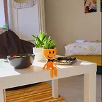 Center White Apartment! شقة سكوبجي