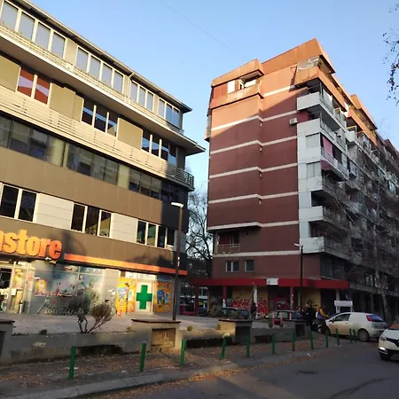 Center White Apartment! Апартаменти Скоп'є