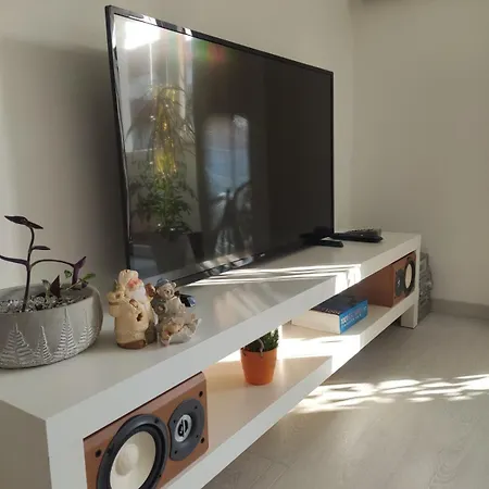 Lejlighed Center White Apartment! *