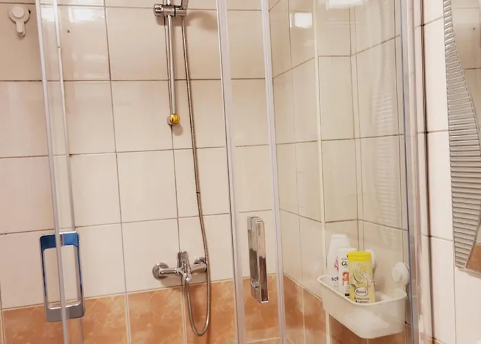 아파트 Center White Apartment!